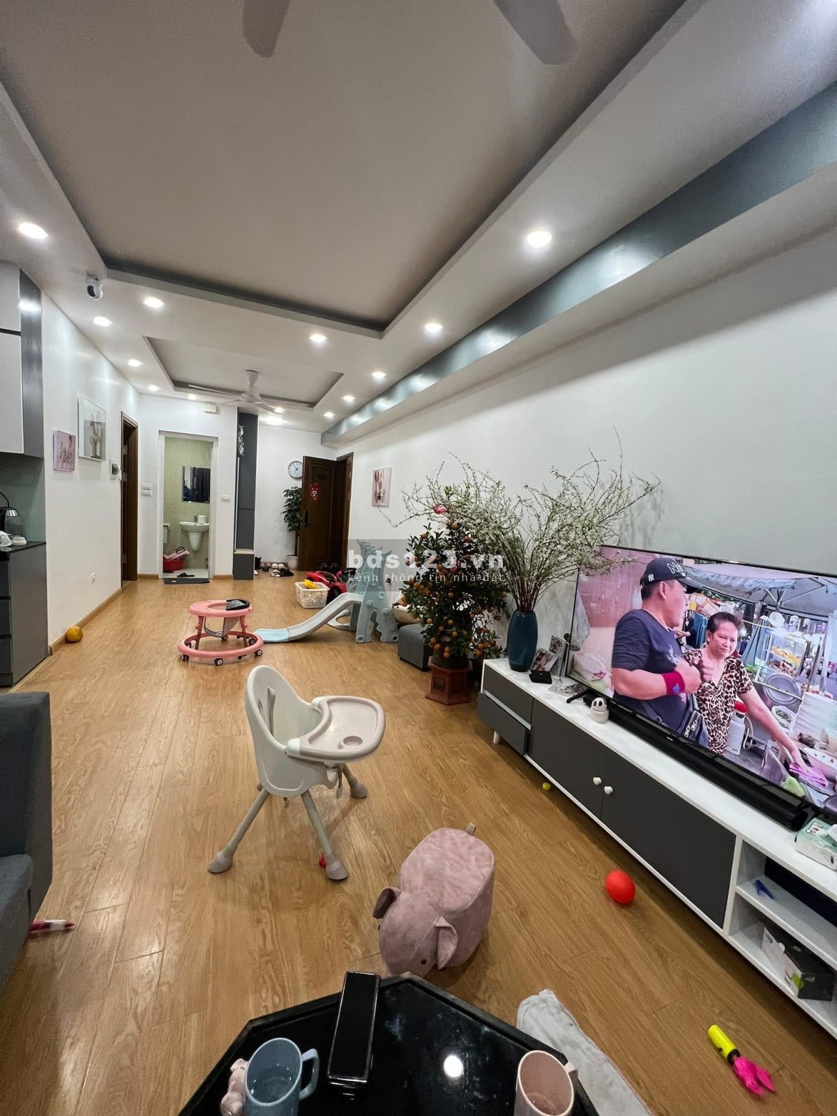 Bán gấp nhà đẹp phố ngõ 136 Tây Sơn, ô tô đỗ cửa - Tiện ích ngập tràn