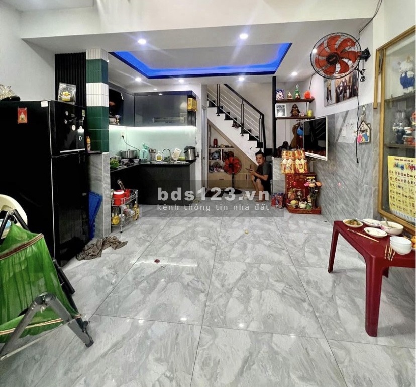 Kiệt 3m Hoàng Văn Thái thông Đà Sơn. 90m2, ngang 4.5m. Nhà 2 tầng mới keng. Chỉ 2.45 tỷ