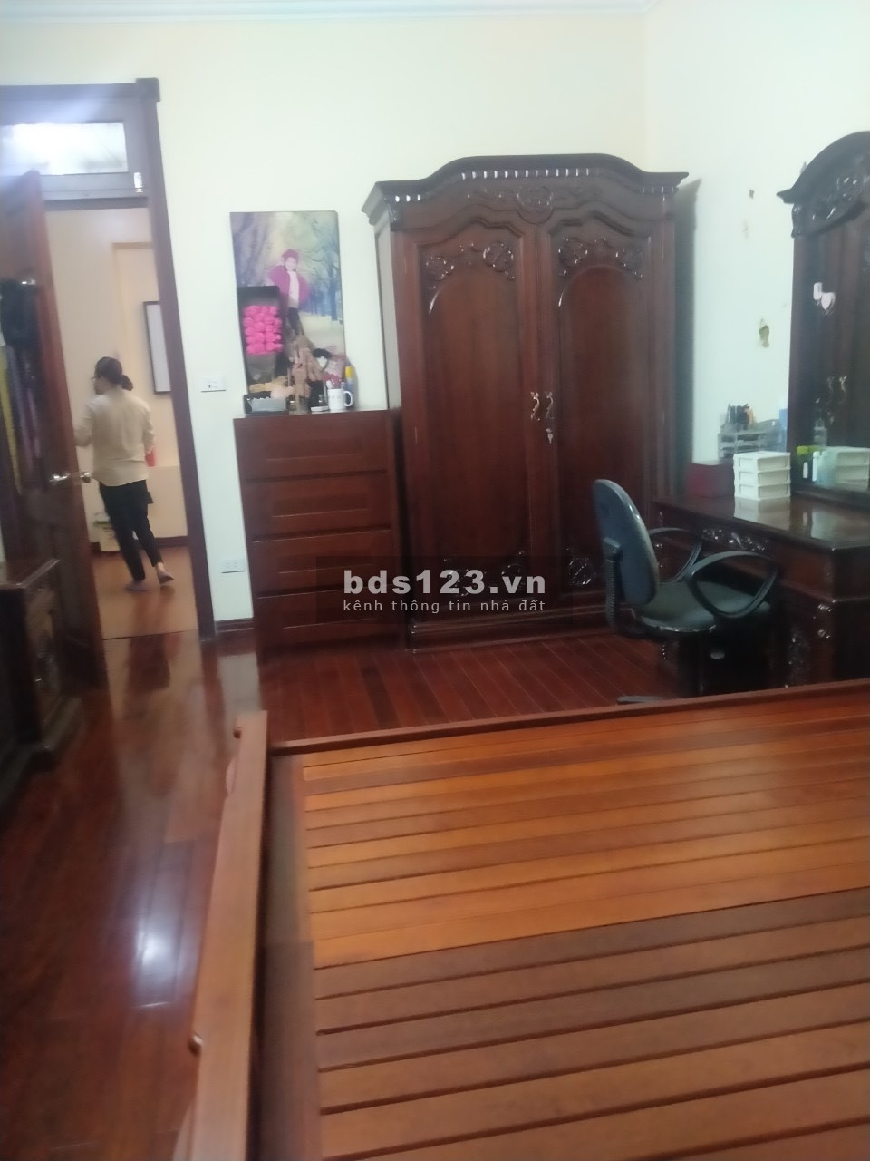 Bán gấp nhà MP Giáp Bát, gara ôtô, kinh doanh, 130m2 x 4T, mặt tiền 8m giá 27 tỷ .