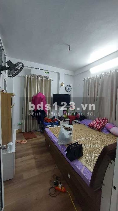 Bán nhà Bạch mai, 3Tầng, đúc BTCT kiên cố, cách 10m nhà ra mặt phố, 30m2, 3,5tỷ còn thương lượng