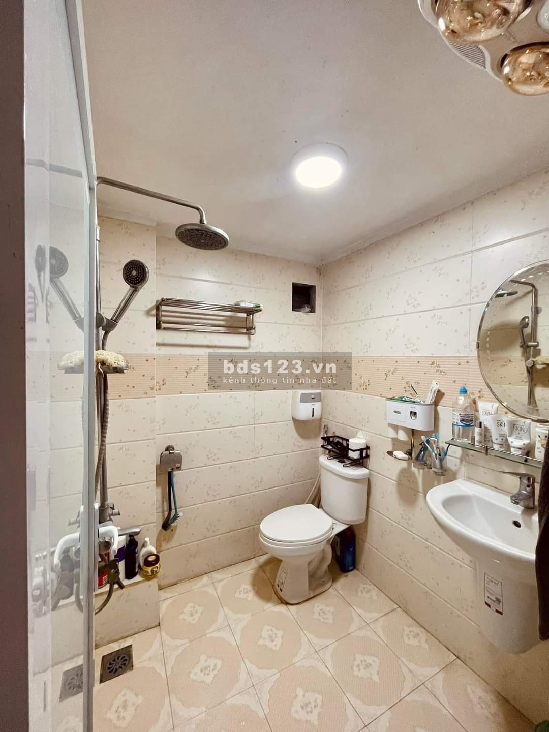 Bán nhà Yên Nghĩa, Hà Đông, Dt 40m2, 5 tầng, nhà đẹp ở ngay, gần kdt Đô Nghĩa giá 3 tỷ 6.
