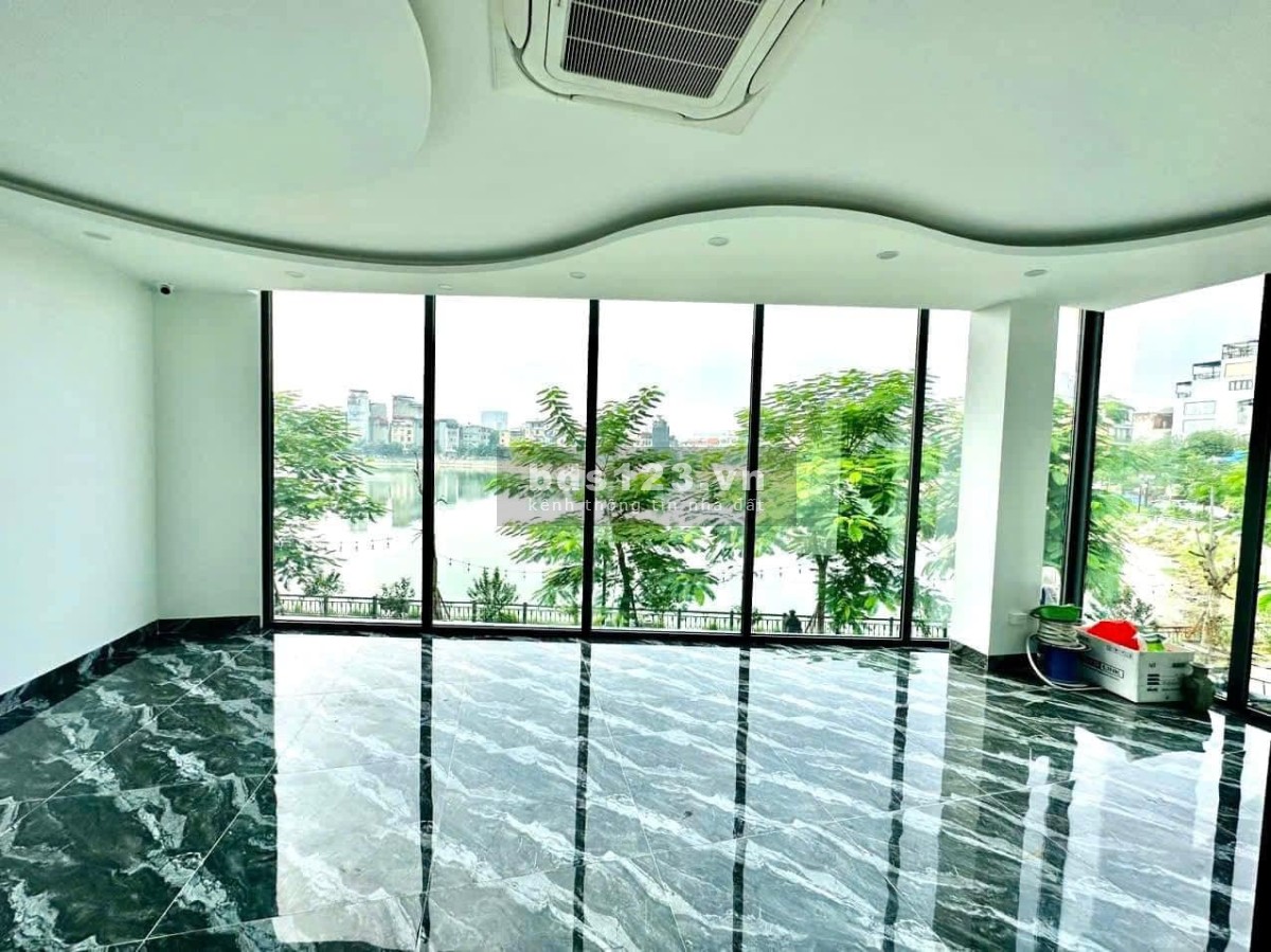 VIP mặt hồ trung tâm HN, ngõ Linh Quang, Đống Đa 50m2, Mặt Tiền 6,5m. nhà 7 Tầng. Giá bán: 22 Tỷ