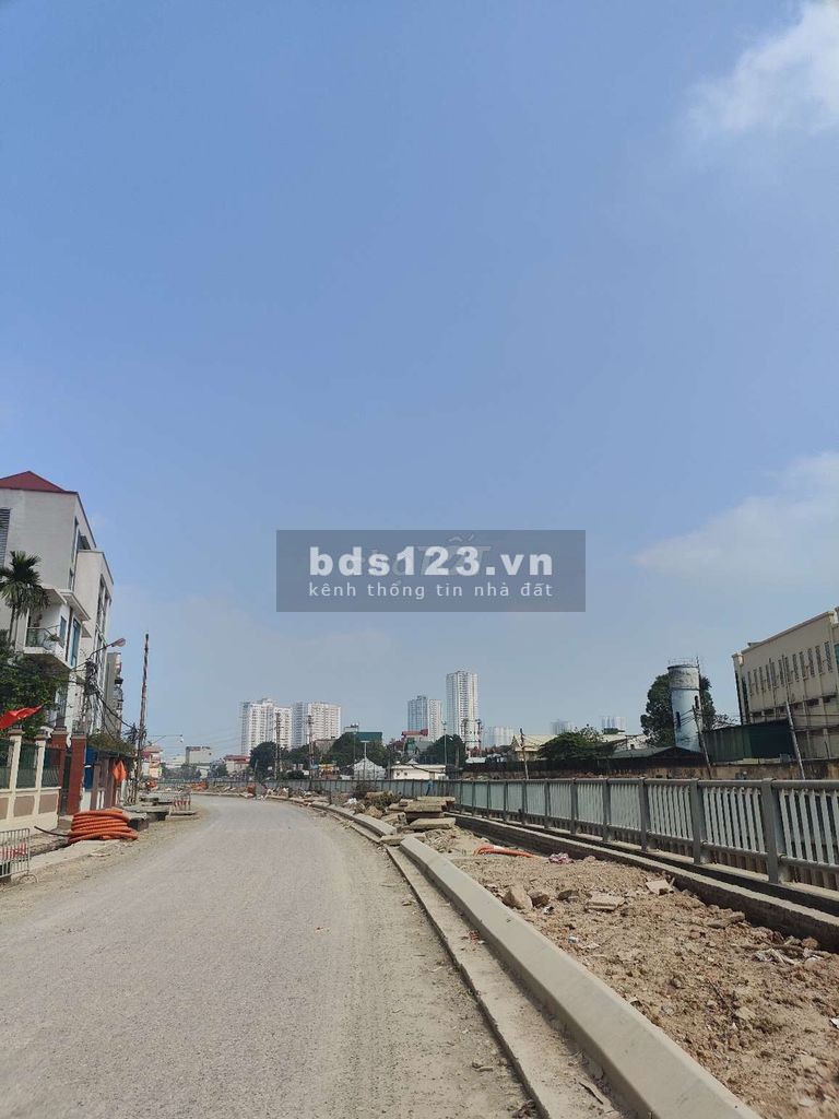 Siêu hiếm – Nhà đẹp ở ngay Ngô Quyền, Hà Đông, oto đỗ cửa, diện tich 31m2. Giá nhỉnh 5 tỷ.