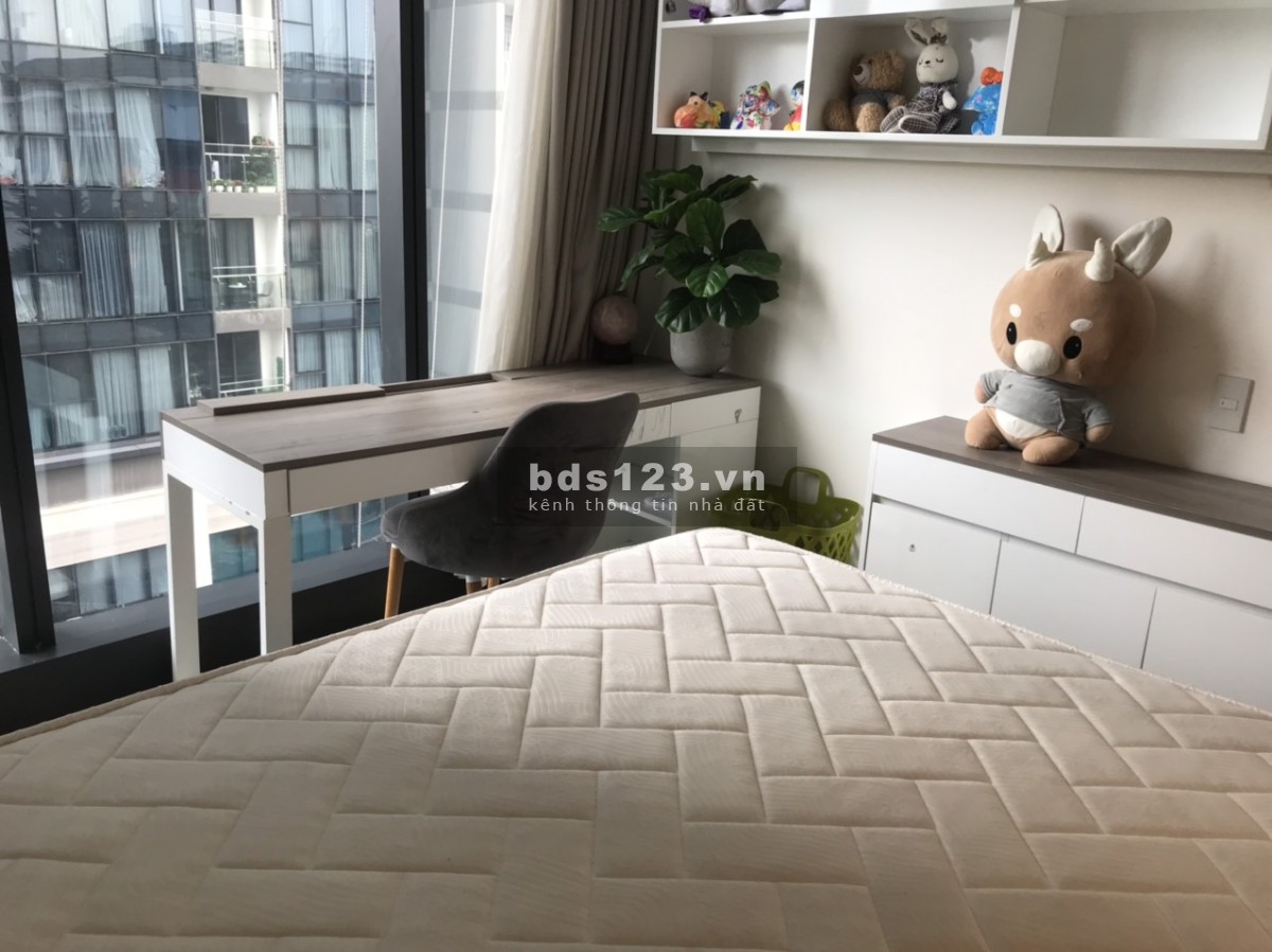 Căn hộ 3PN 118m2 sổ hồng lâu dài, view sông Sài Gòn cần bán gấp 18 tỷ bao hết 100% 0906322053 Linh