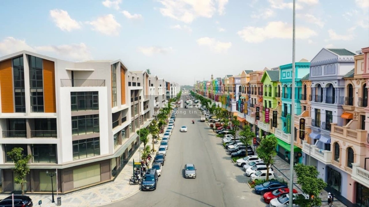 Mua căn này quá rẻ: Liền kề PB20 sát 50 tòa chung cư, cạnh Mega Vinhomes OCP3 giá 8,x tỷ