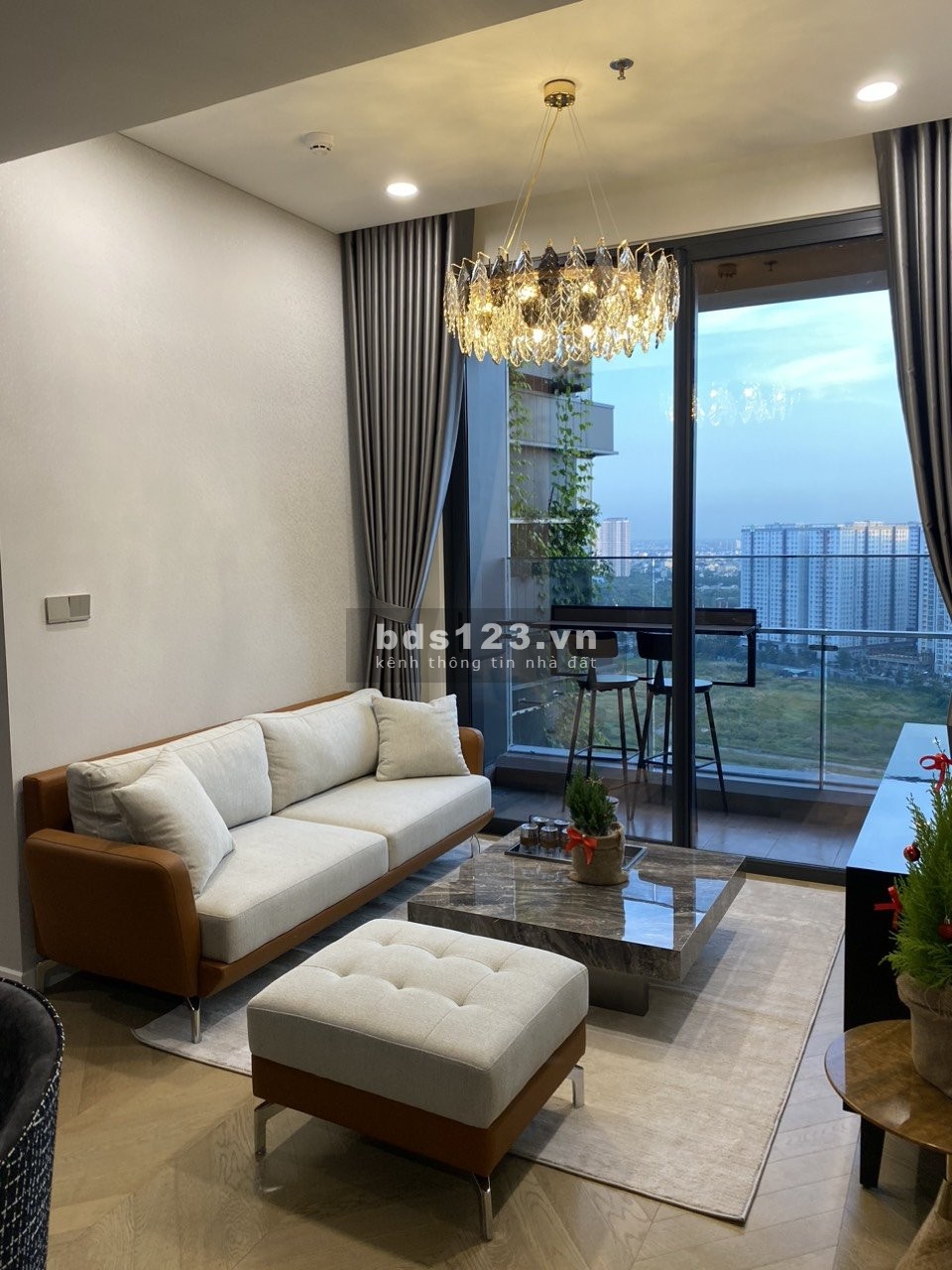 Chẳng cần lo nghĩ nhiều vào là ở thôi – Lumiere 2PN, 33 triệu