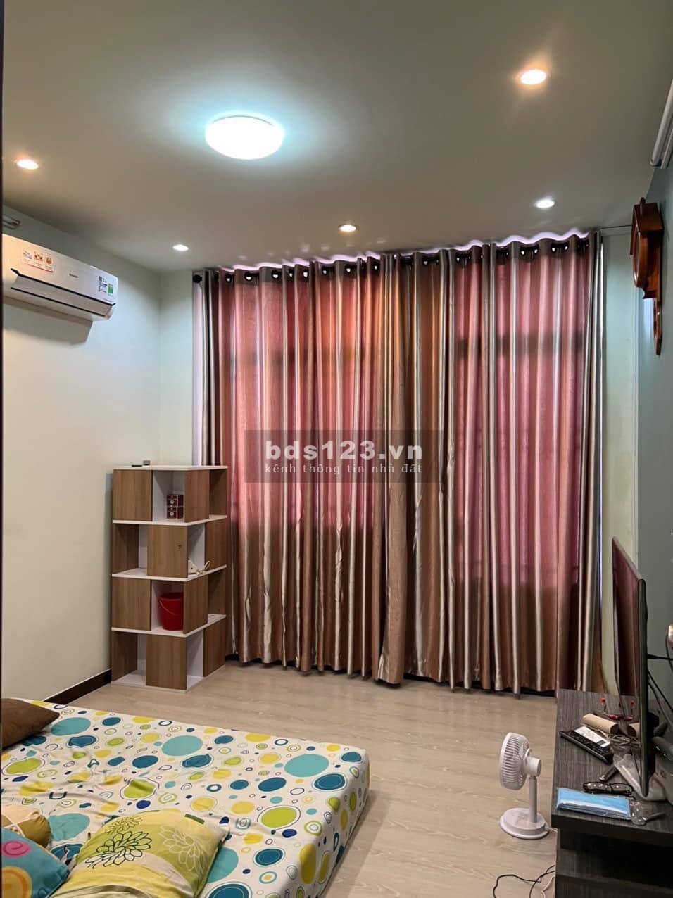 Cho thuê phòng trọ 25m2 quận 11 giao Ba Tháng Hai giá 3tr5