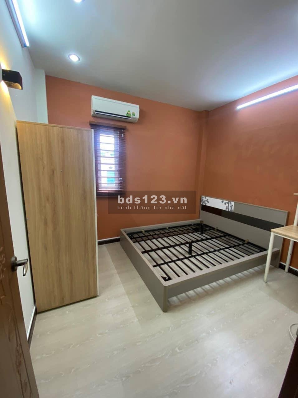 Cho thuê phòng trọ 25m2 quận 11 giao Ba Tháng Hai giá 3tr5