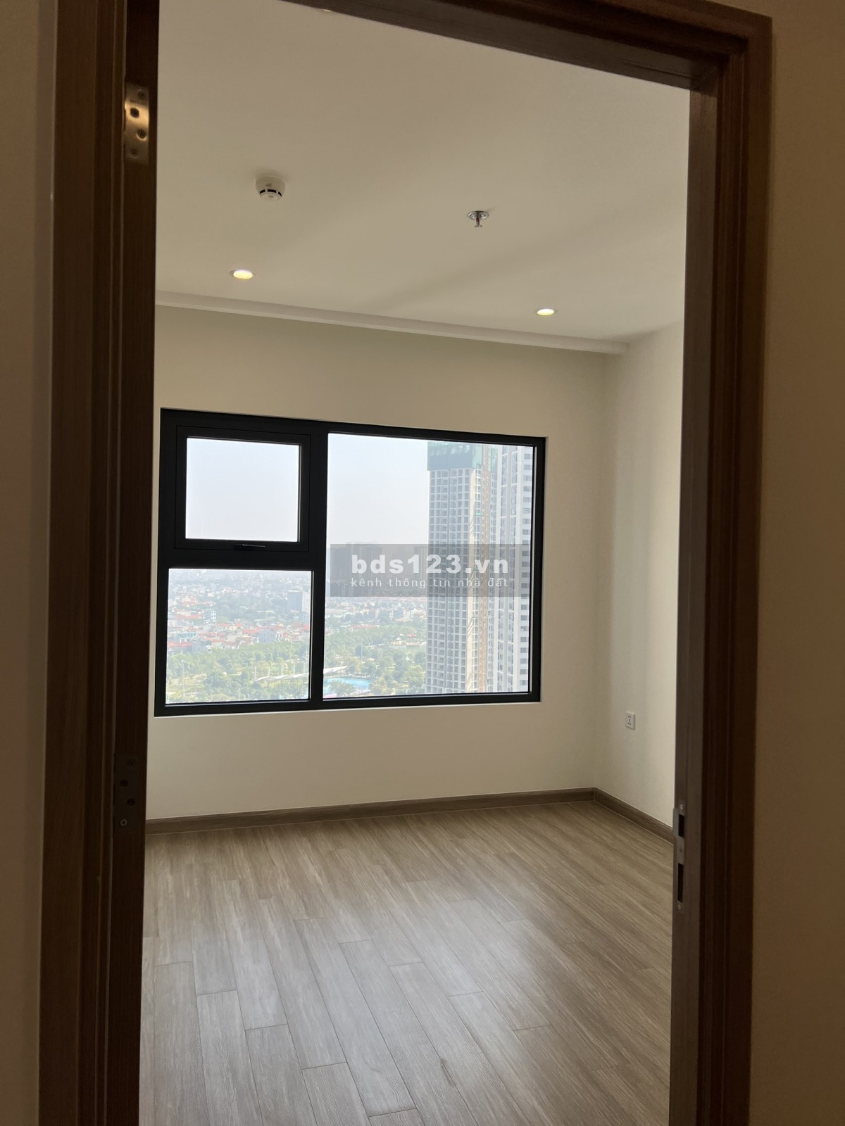 Cần bán 1PN+1 43m nguyên bản CĐT hướng Đông Nam SA3 Vinhomes Smart 2.380 tỷ