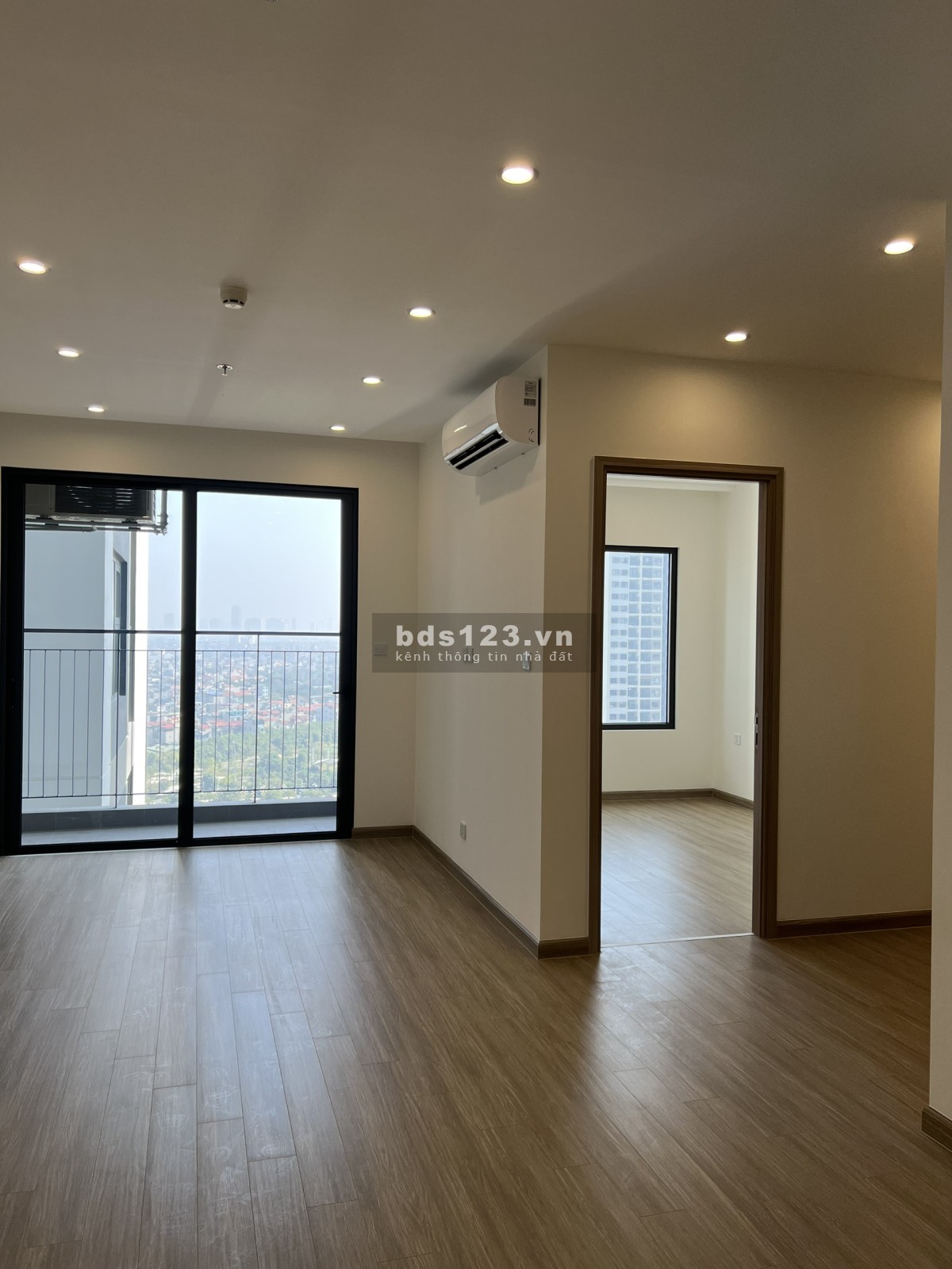 Cần bán 1PN+1 43m nguyên bản CĐT hướng Đông Nam SA3 Vinhomes Smart 2.380 tỷ