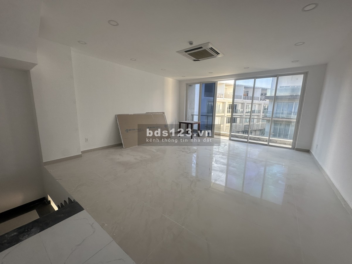 Cho thuê Nhà phố Shop sala 500m2 thang máy, 4 tầng giá 4000$