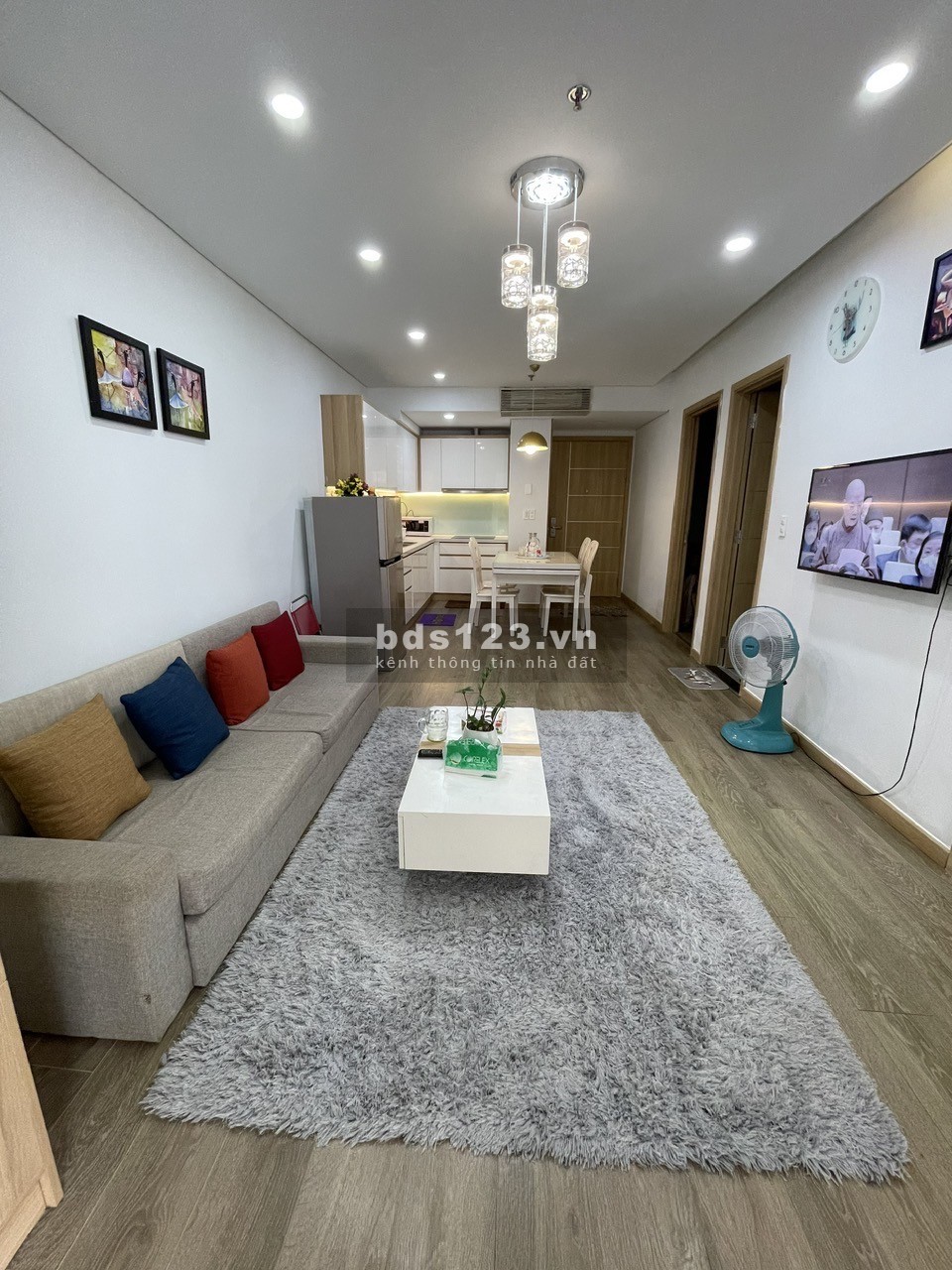 Cho thuê căn hộ Fhome 2 phòng ngủ, view sông
