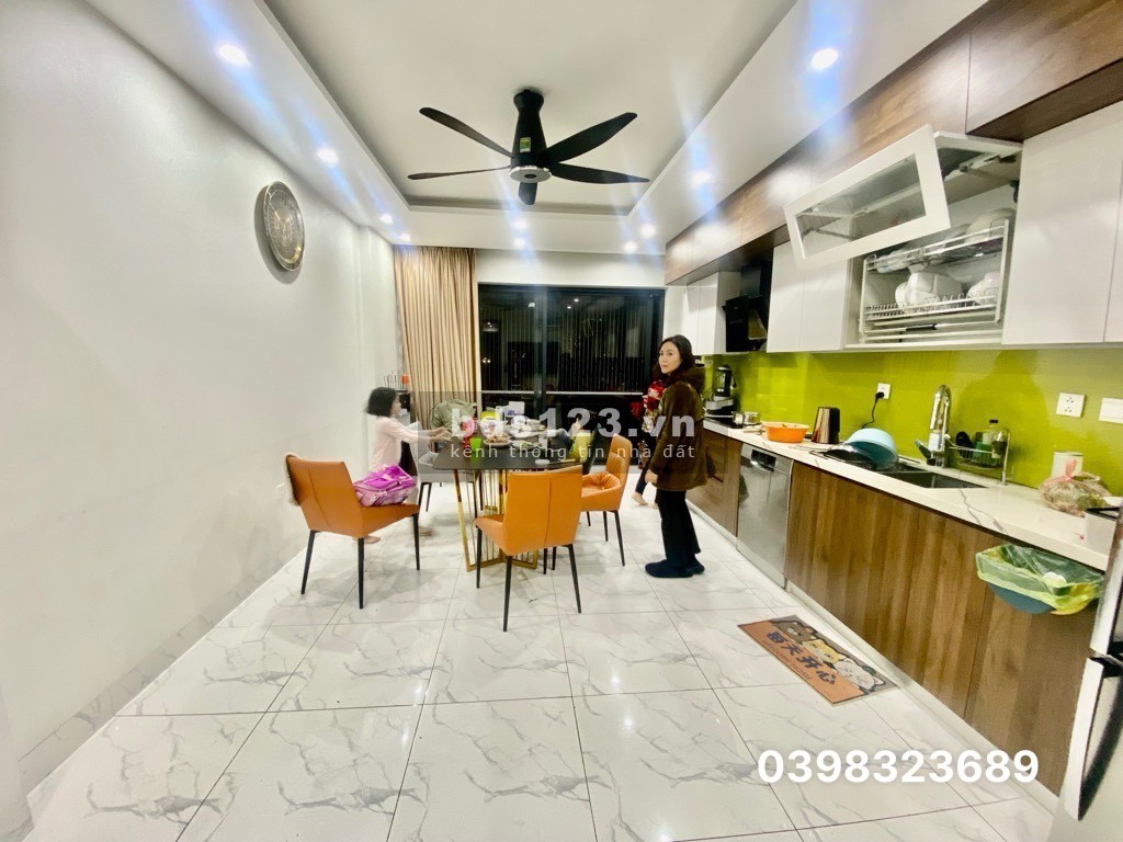 6 tầng thang máy nhà đẹp liền kề Tổng cục 5 Yên xá Tân Triều Thanh Trì oto tránh