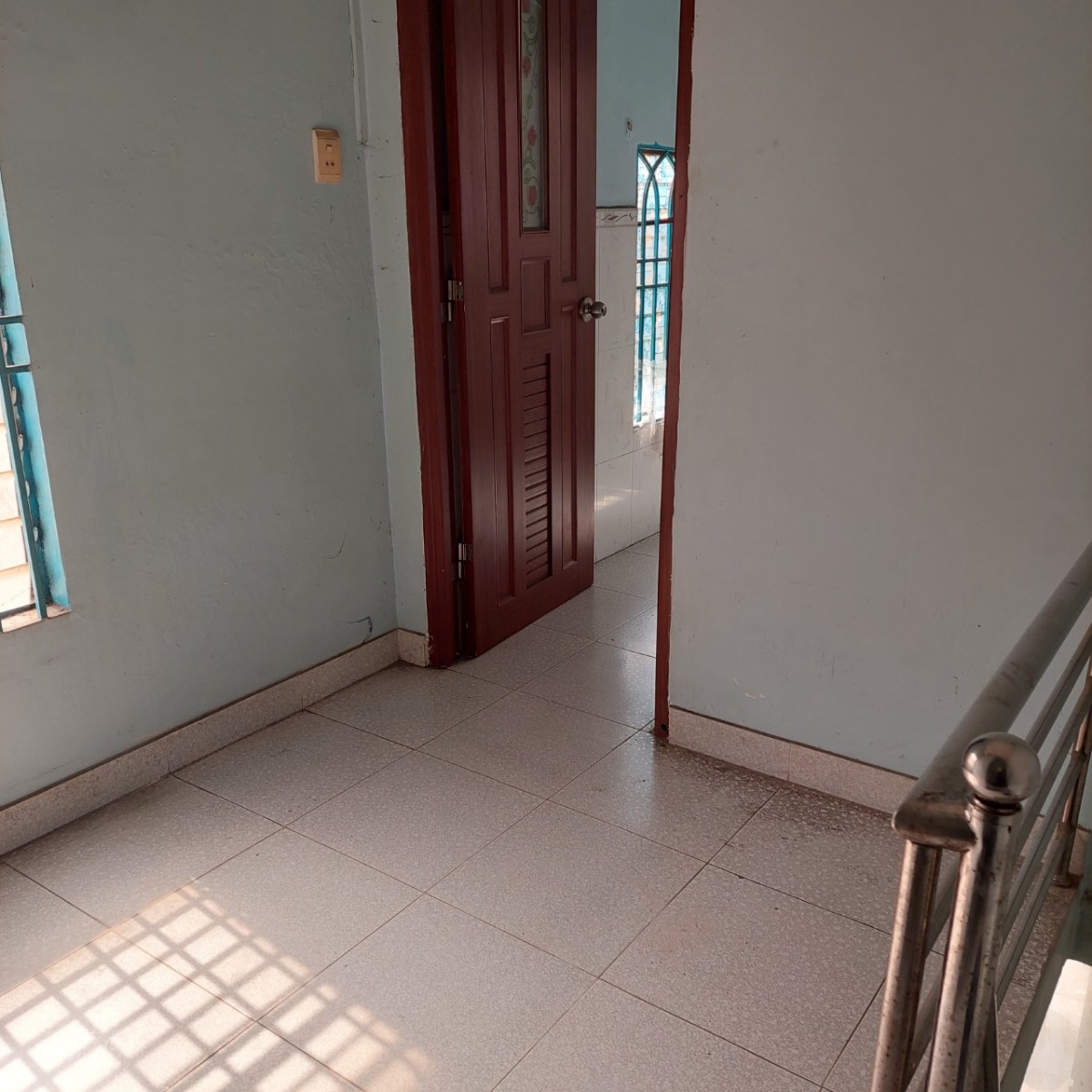 Cho thuê MTKD 12M ngay Thạch Lam quận Tân Phú 2,8 x 7m 3T chỉ 8 triệu