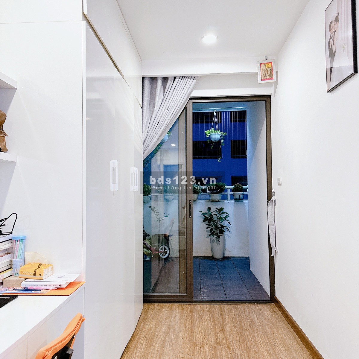 Cần bán căn hộ Hapulico Complex 102m2 Nguyễn Huy Tưởng, sổ hồng chính chủ