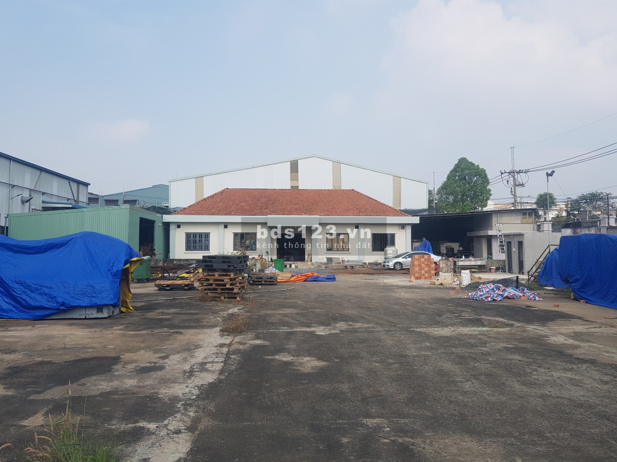 Bán đất khu công nghiệp giá tốt có thể xây dựng nhà xưởng công ty.