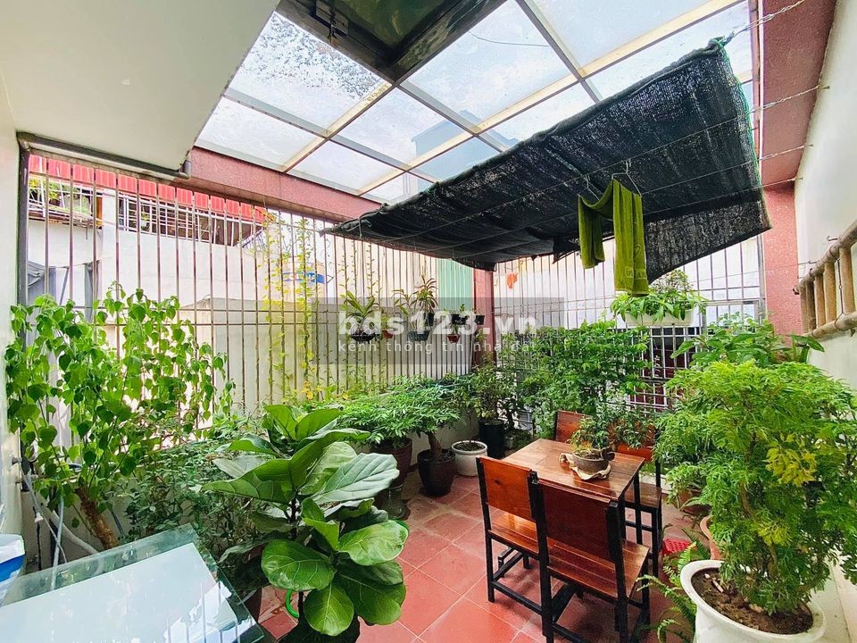 Bán nhà phố Cù Chính Lan, an ninh tuyệt đối, 45m2, giá 5.4 tỷ