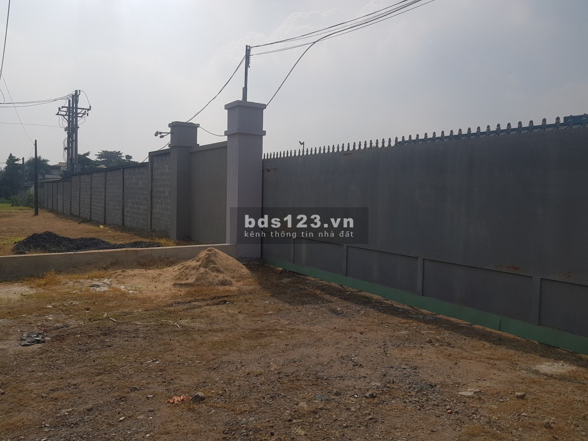 Bán đất khu công nghiệp giá tốt có thể xây dựng nhà xưởng công ty.