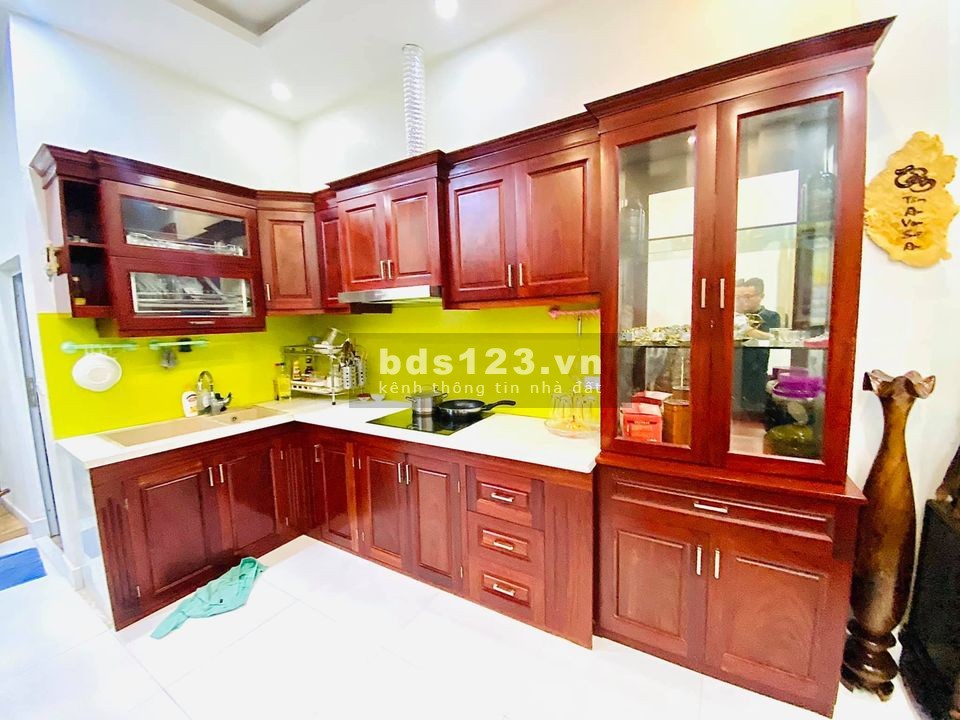 Bán nhà phố Cù Chính Lan, an ninh tuyệt đối, 45m2, giá 5.4 tỷ