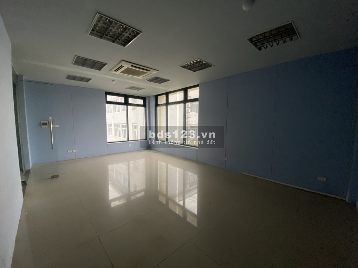 Chính chủ cho thuê sàn văn phòng 45m2 tại mặt phố Nguyễn Lương Bằng, Quận Đống Đa