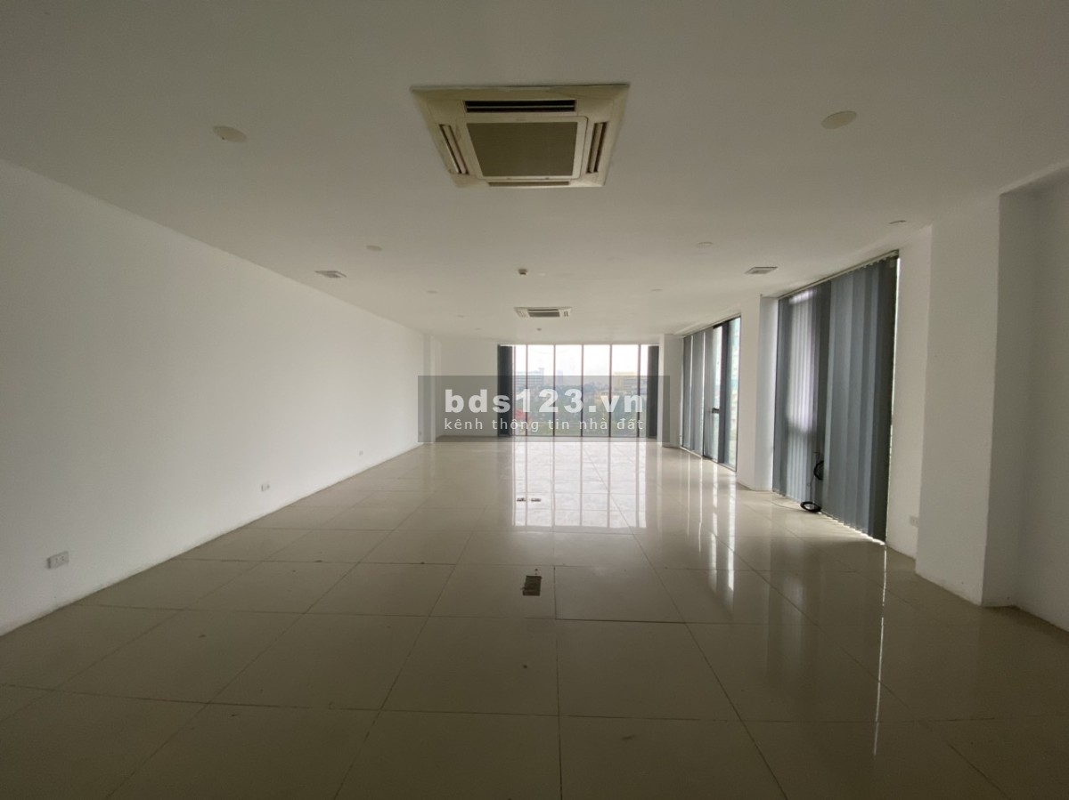 Chính chủ cho thuê sàn văn phòng 45m2 tại mặt phố Nguyễn Lương Bằng, Quận Đống Đa