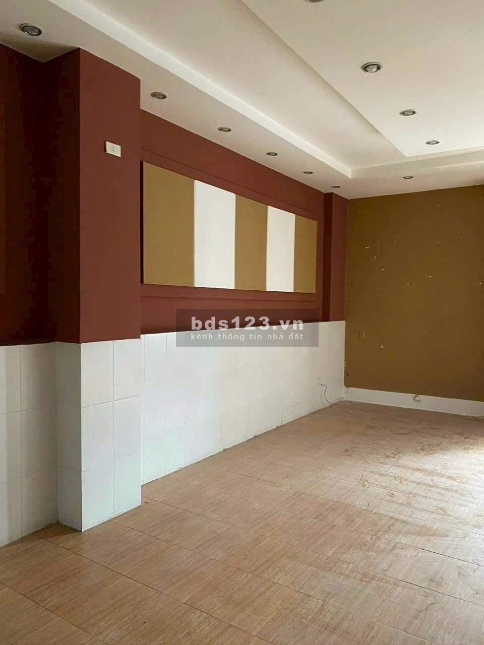 Cho thuê nhà nguyên căn mặt tiền đường Tên Lửa, Bình Trị Đông B, Bình Tân