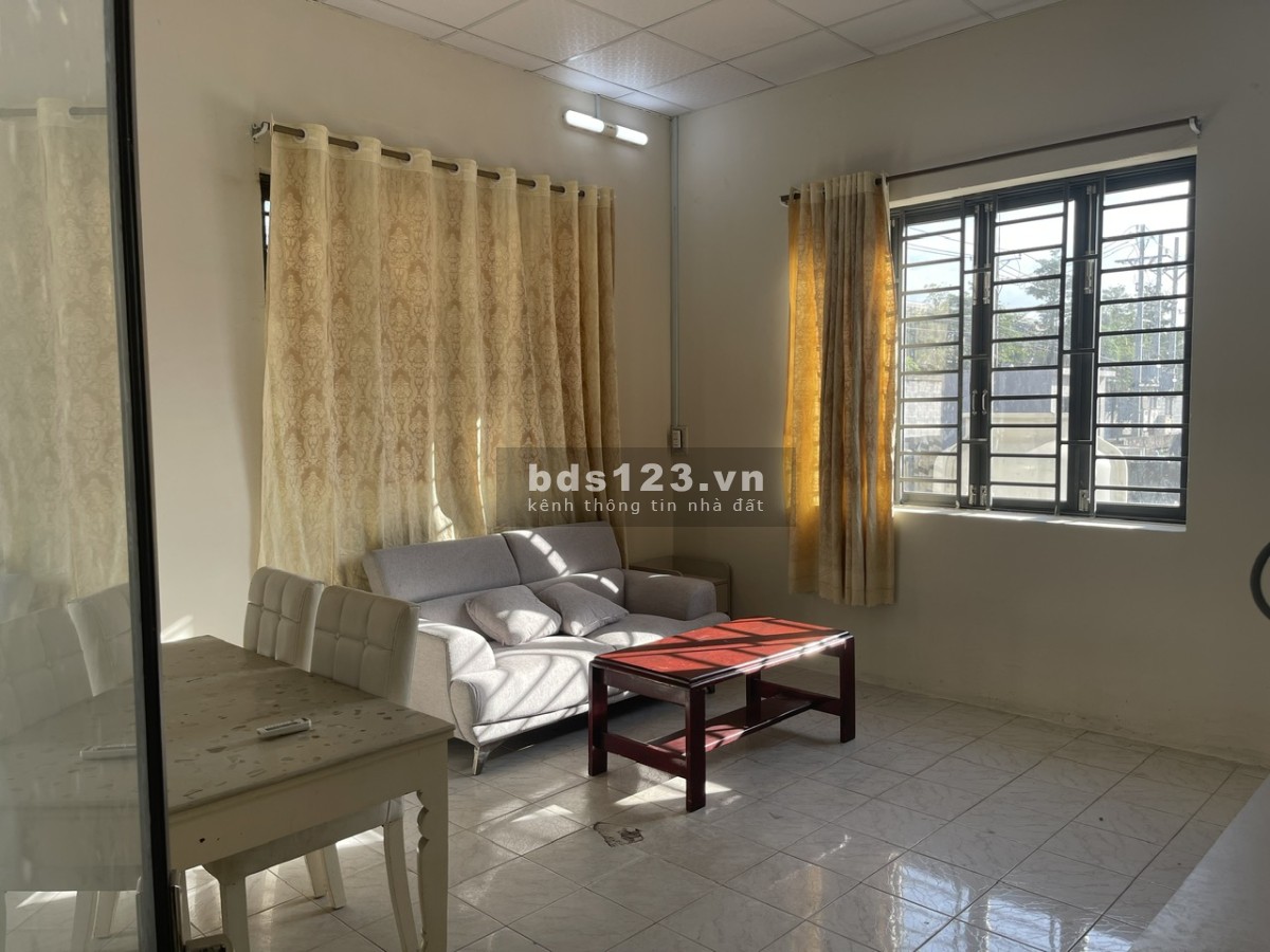 Bán đất khu công nghiệp giá tốt có thể xây dựng nhà xưởng công ty.