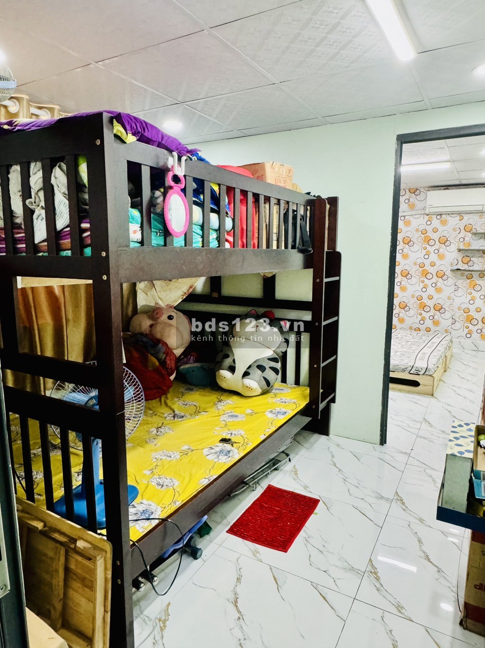 Nhà mặt tiền đường lớn 6m 1 trệt 1 lầu 2 pn full nội thất (7x4)m2 P.5 Q. Bình Thạnh giá 16 Triệu
