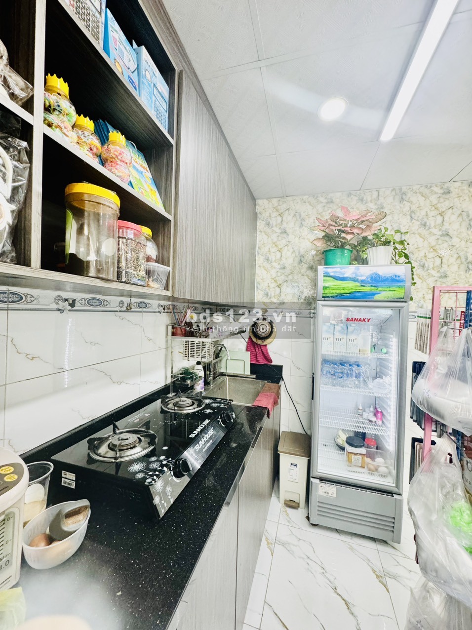 Chính chủ cho thuê cửa hàng ngang 7m dài 4m 1 trệt 1 lầu mới đẹp đủ bảng hiệu nội thất Q.Bình Thạnh