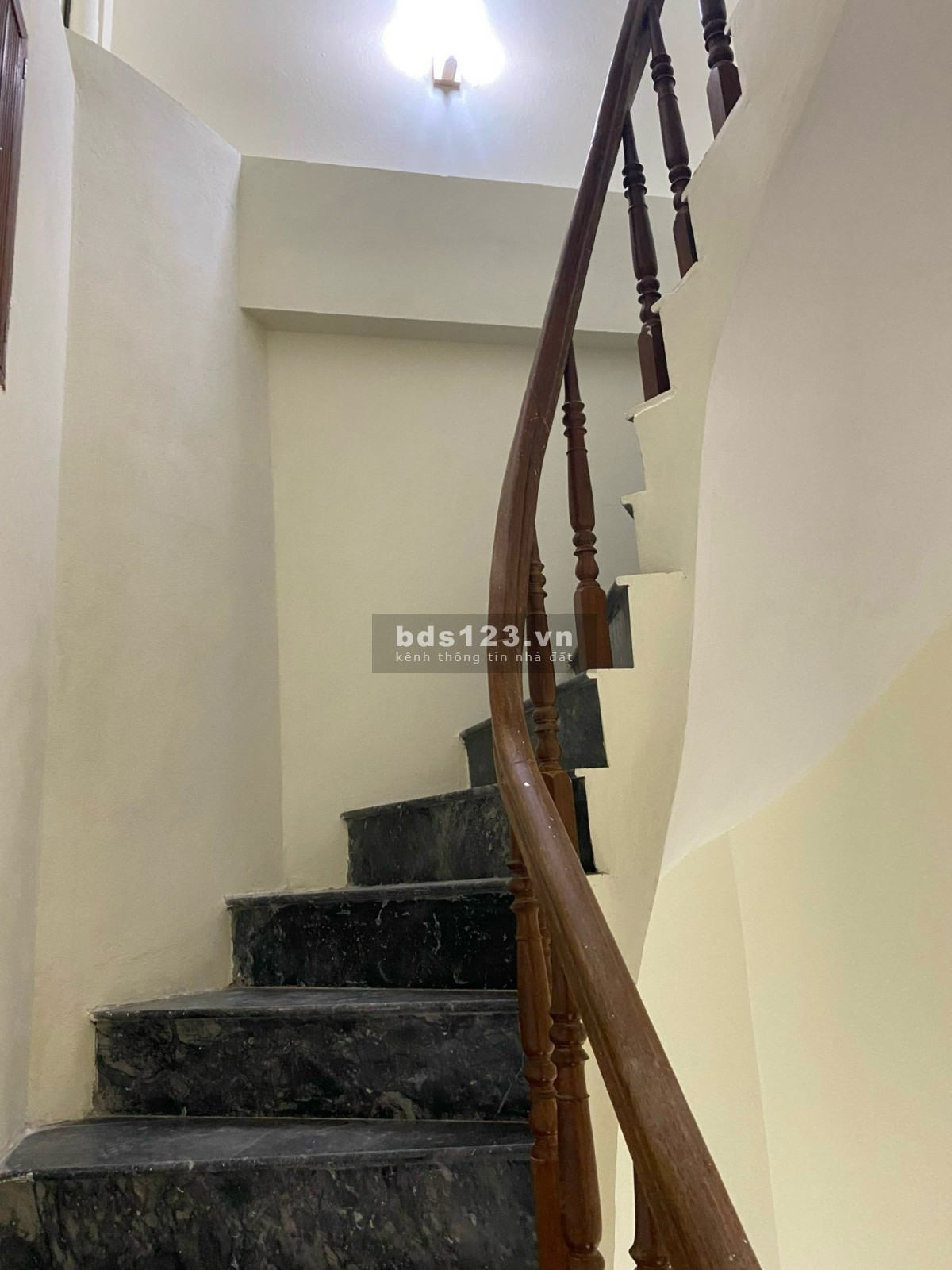 Chính chủ cho thuê nhà cạnh khu đô thị Louis Đại Mỗ, DTSD 180m2, 3.5 tầng, giá 13 triệu/ tháng