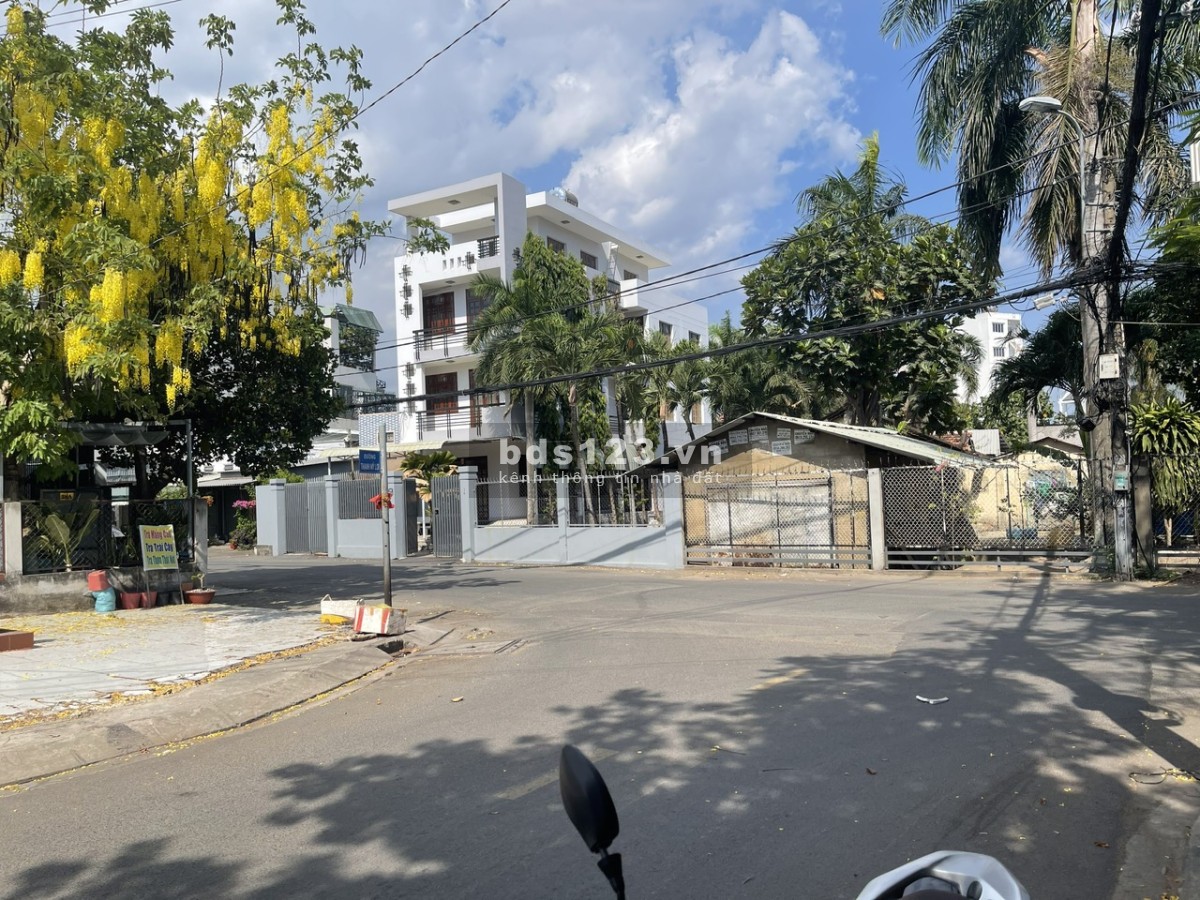 Chính chủ gửi bán nhà 3 tầng, 196m2, giá 16 tỷ TL, đường Thạnh Mỹ Lợi, phường Thạnh Mỹ Lợi, quận 2