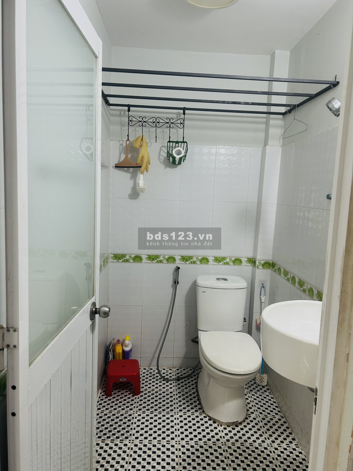 Chính chủ cho thuê Nhà hẻm 50m2, 2 phòng ngủ, 1 nhà vệ sinh, đường Nguyễn Văn Quỳ, P. Phú Thuận, Q.7
