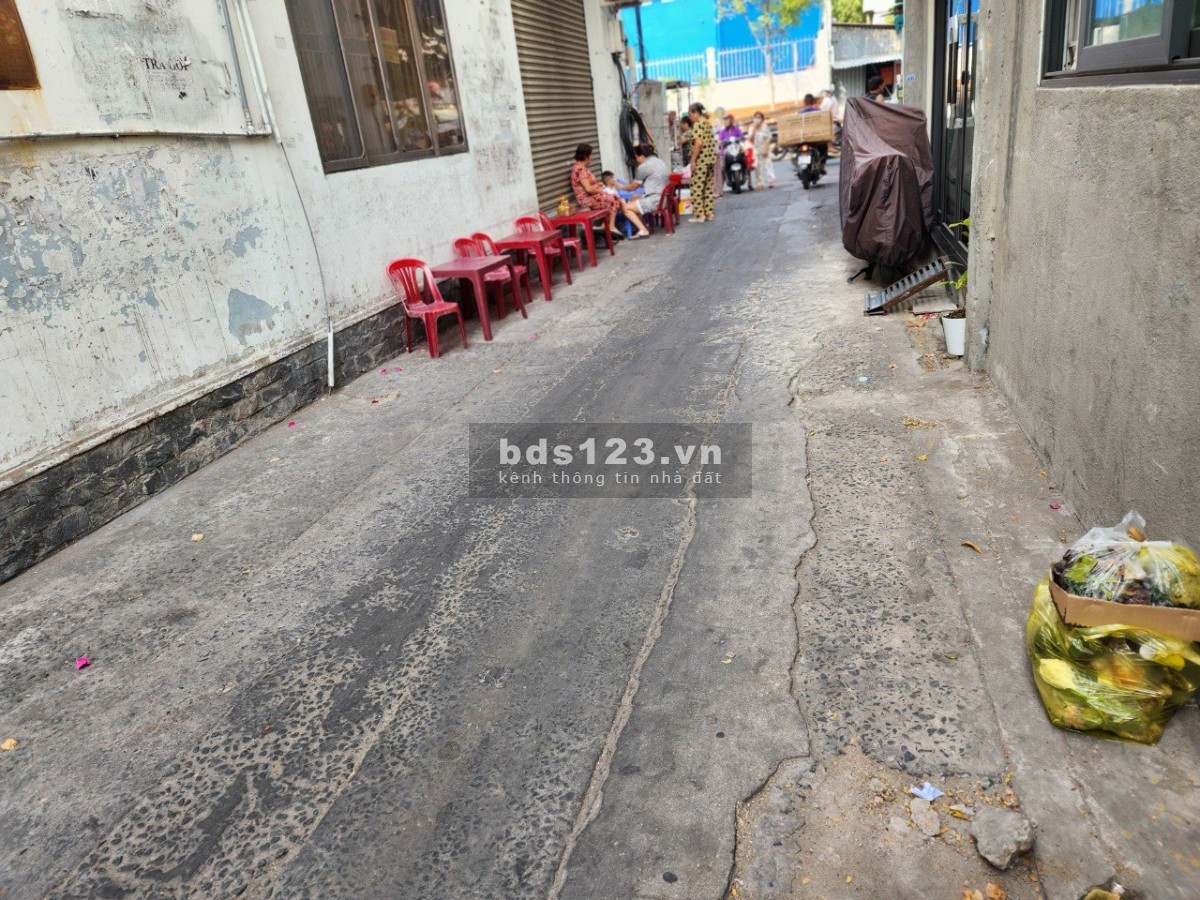 Nhà bán HXH Trần Nhân Tôn 48m2, giá 5.5 tỷ