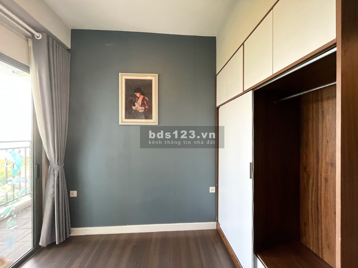 Bán 2pn Full nội thất giá rất tốt chỉ 4 tỷ ban công rộng thoáng 73m2 View Landmark 81