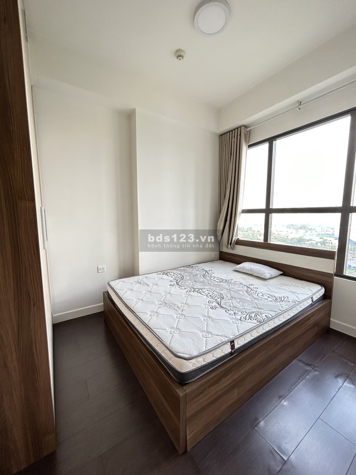 3 phòng ngủ The Sun Avenue giá 19 triệu đầy đủ nội thất căn góc ban công rộng thoáng