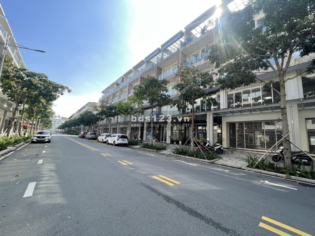 Gấp shophouse saritown Cho thuê 100tr/ tháng