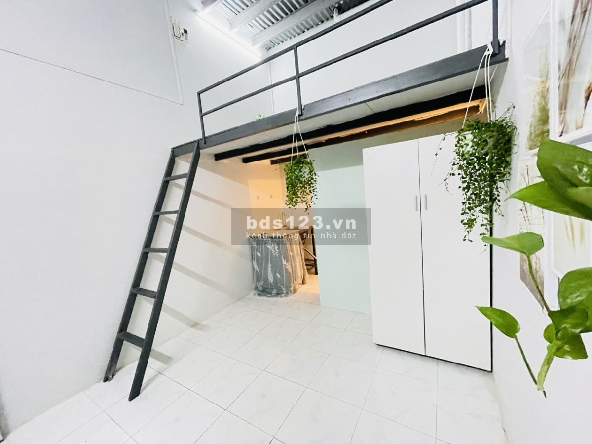 Phòng trọ 3,1 triệu mặt tiền khu Tân Sơn Nhì