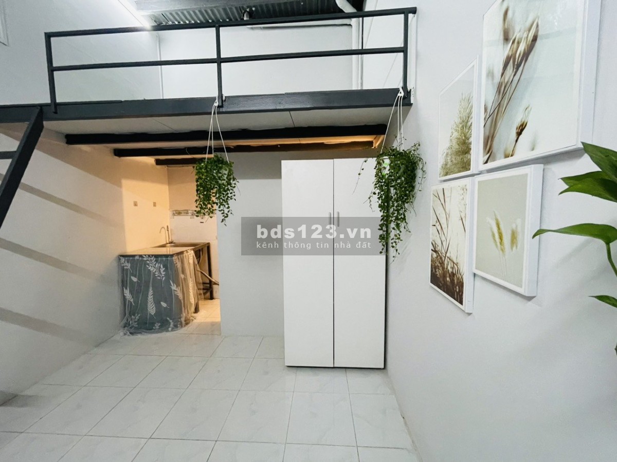 Phòng trọ 3,1 triệu mặt tiền khu Tân Sơn Nhì