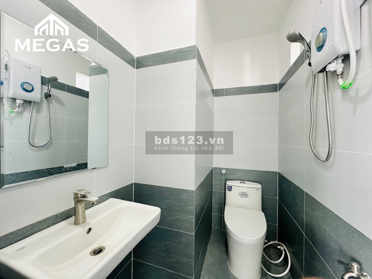 Cho thuê căn hộ Quận 12 - Mới khai trương 100% đầy đủ nội thất ngay trên phố Phan Văn Hớn -Thang Máy