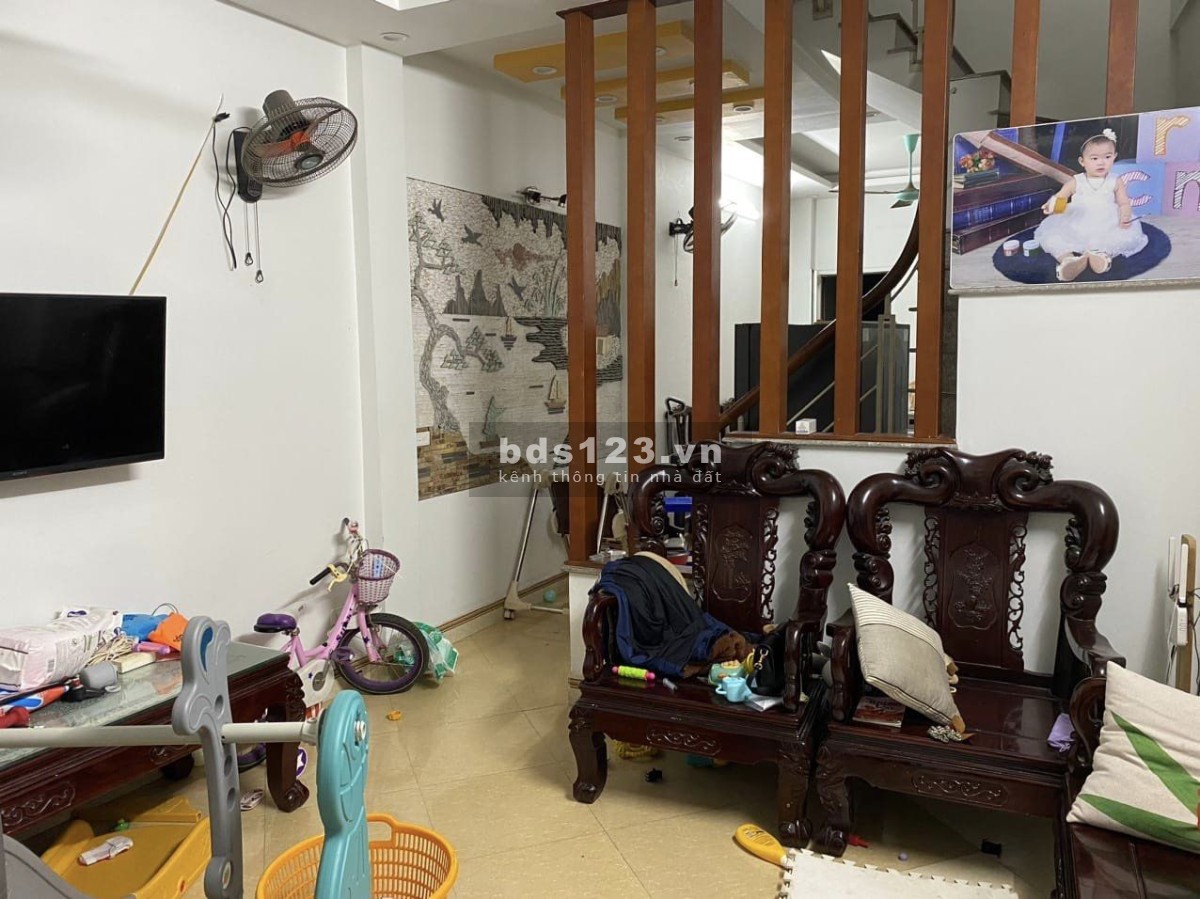 Bán nhà Phú Đô 60m2, 4 tầng, chỉ hơn 4 tỷ, nhà đẹp ở luôn, ngõ rộng, gần ô tô