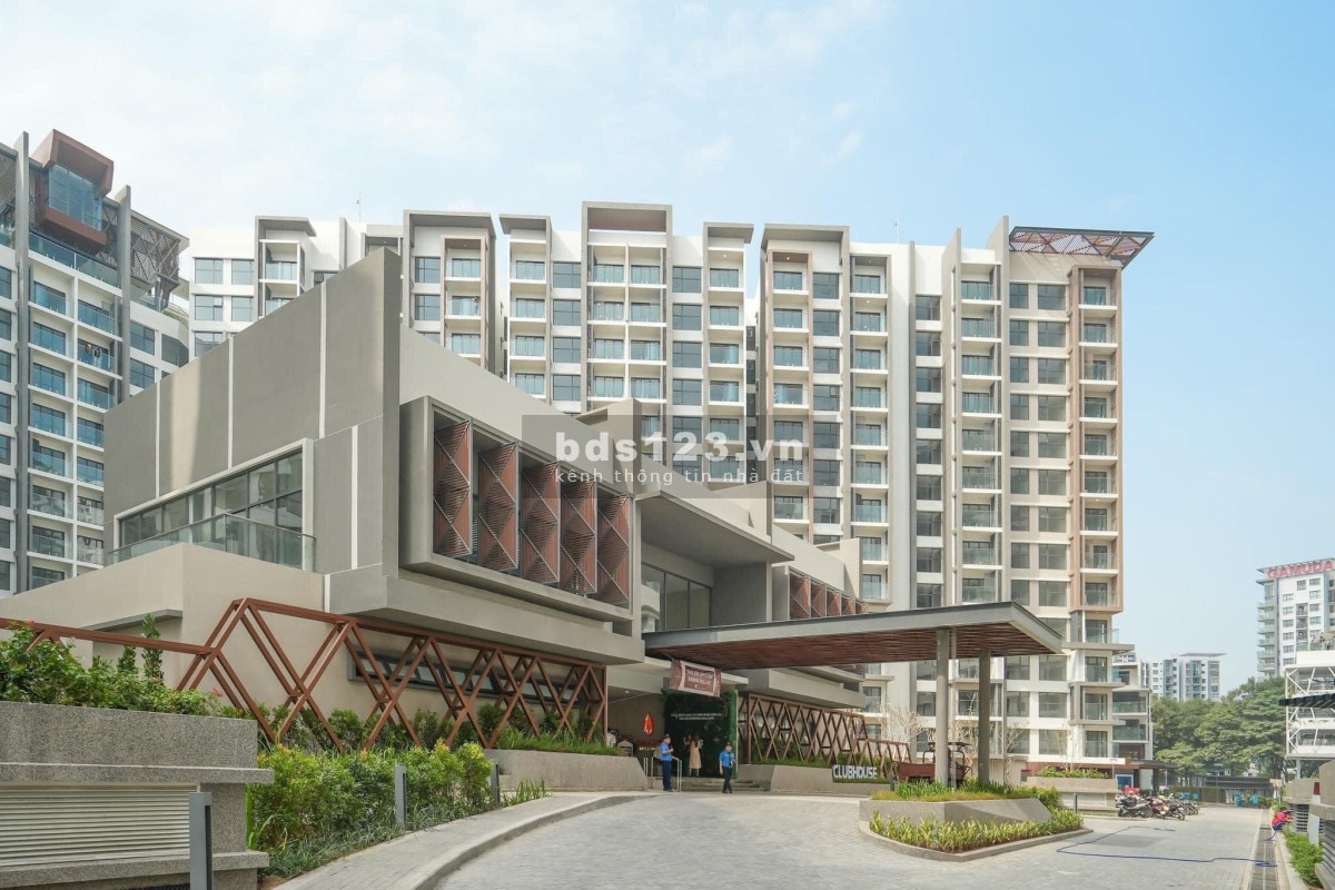 Cho thuê căn 2Pn Diamond Brilliant, 96m2, giá 16tr, bao phí quan lý