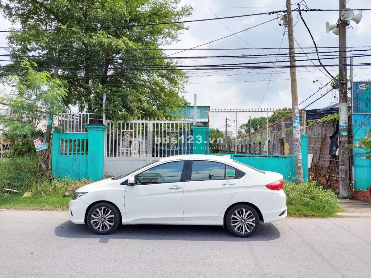 Mặt tiền Quận 8, 2410m2 thổ cư ngang 30m nở hậu tiện phân lô, biệt thự, kho xưởng, giá 100 tỷ TL