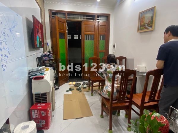 Bán nhanh nhà ngõ 30 Phan Đình Giót - Nhà đẹp ở ngay 5 tầng mt 3.7 m giá 3.49x tỷ full đồ