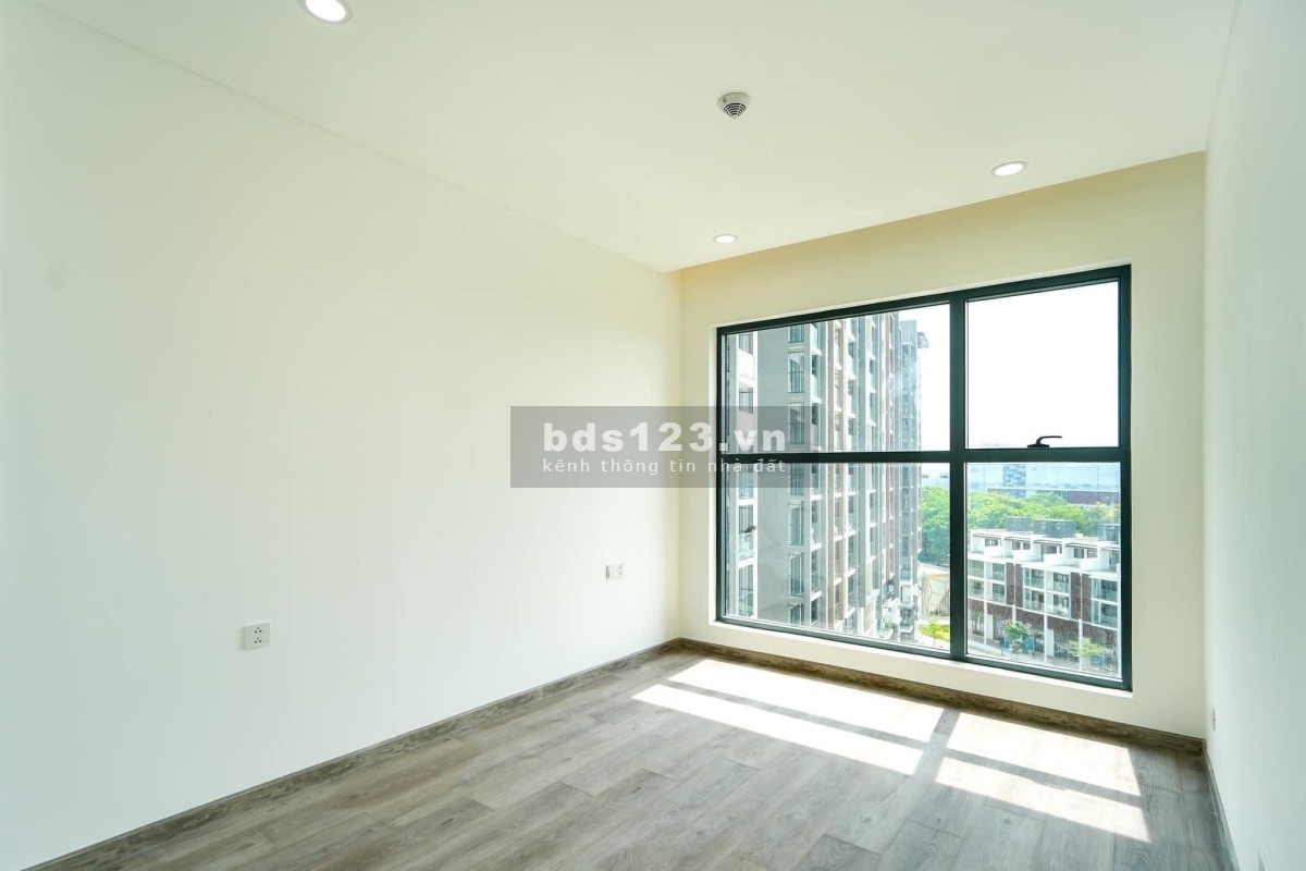 Cho thuê căn 2Pn Diamond Brilliant, 96m2, giá 16tr, bao phí quan lý