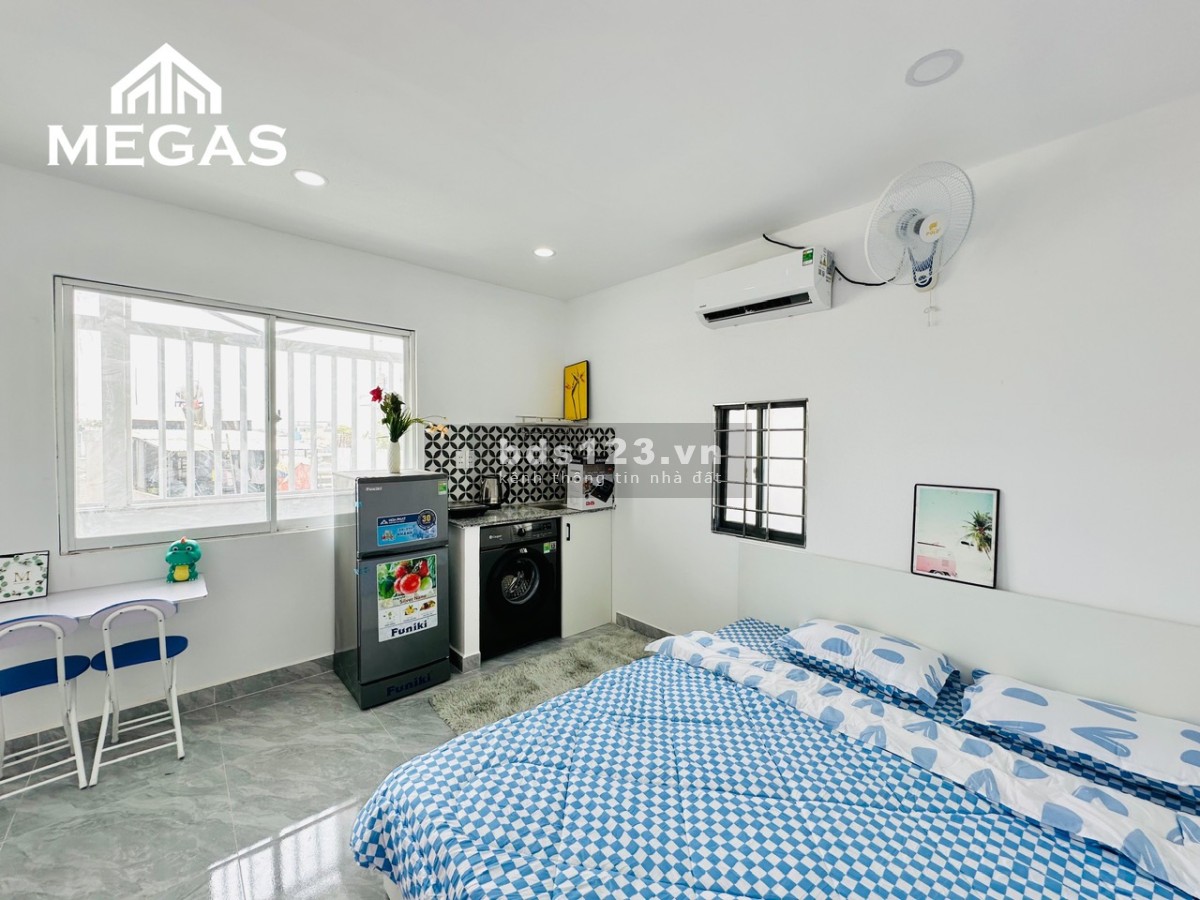 Cho thuê căn hộ Quận 12 - Mới khai trương 100% đầy đủ nội thất ngay trên phố Phan Văn Hớn -Thang Máy