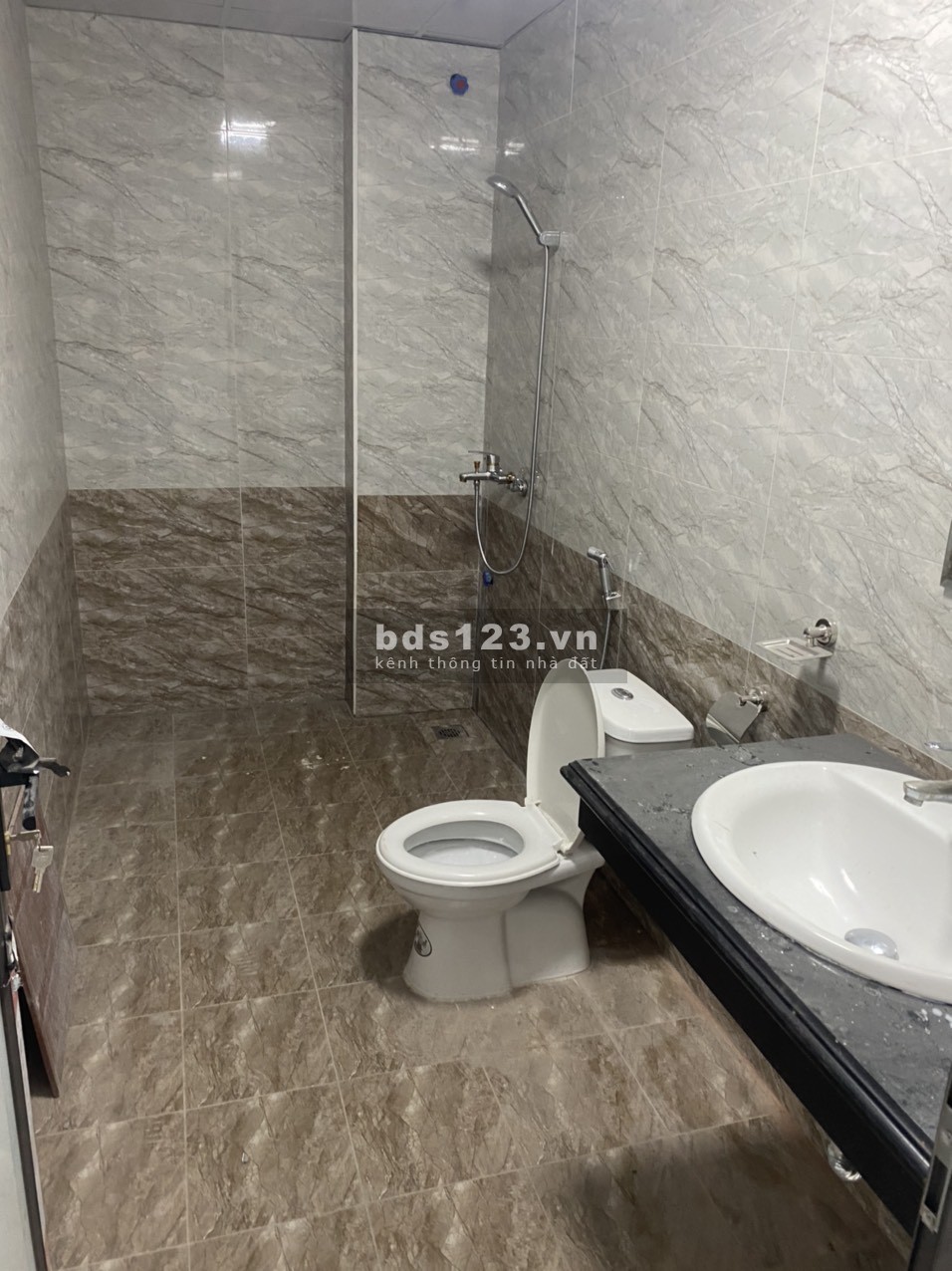 Chính chủ cần bán LK Nam 32, 78m2. Giá 6.x tỷ.