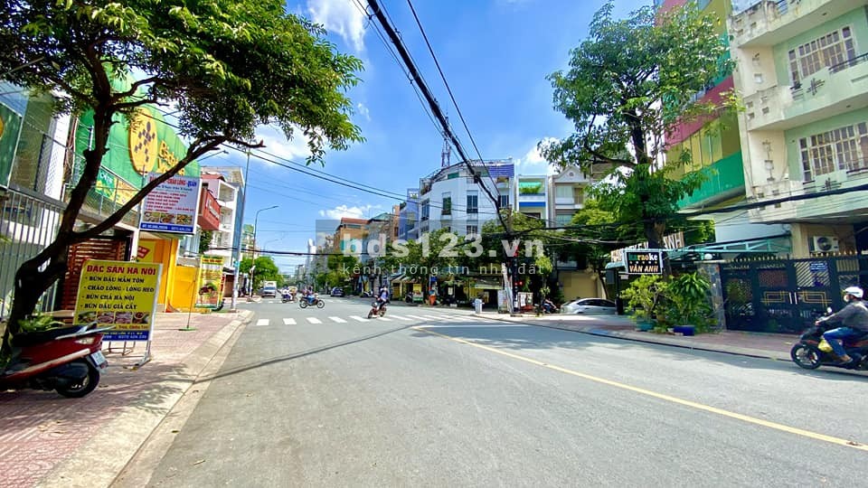 Mặt tiền Quận 8, 2410m2 thổ cư ngang 30m nở hậu tiện phân lô, biệt thự, kho xưởng, giá 100 tỷ TL