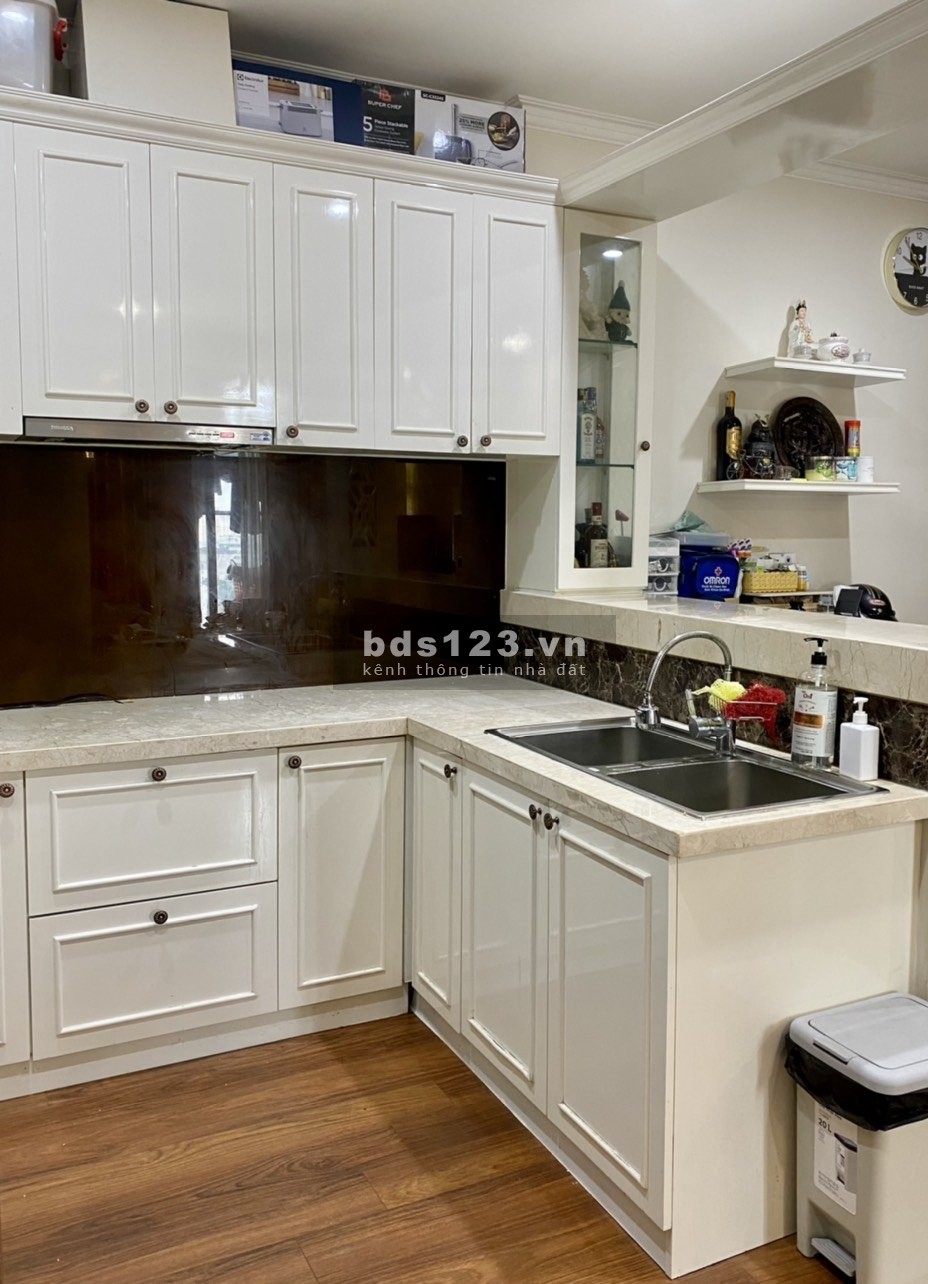 Cho thuê căn hộ chung cư Kingston, Phú Nhuận, 83m2, 2pn, 2wc, nội thất, giá 19tr/th. LH; 0377269969