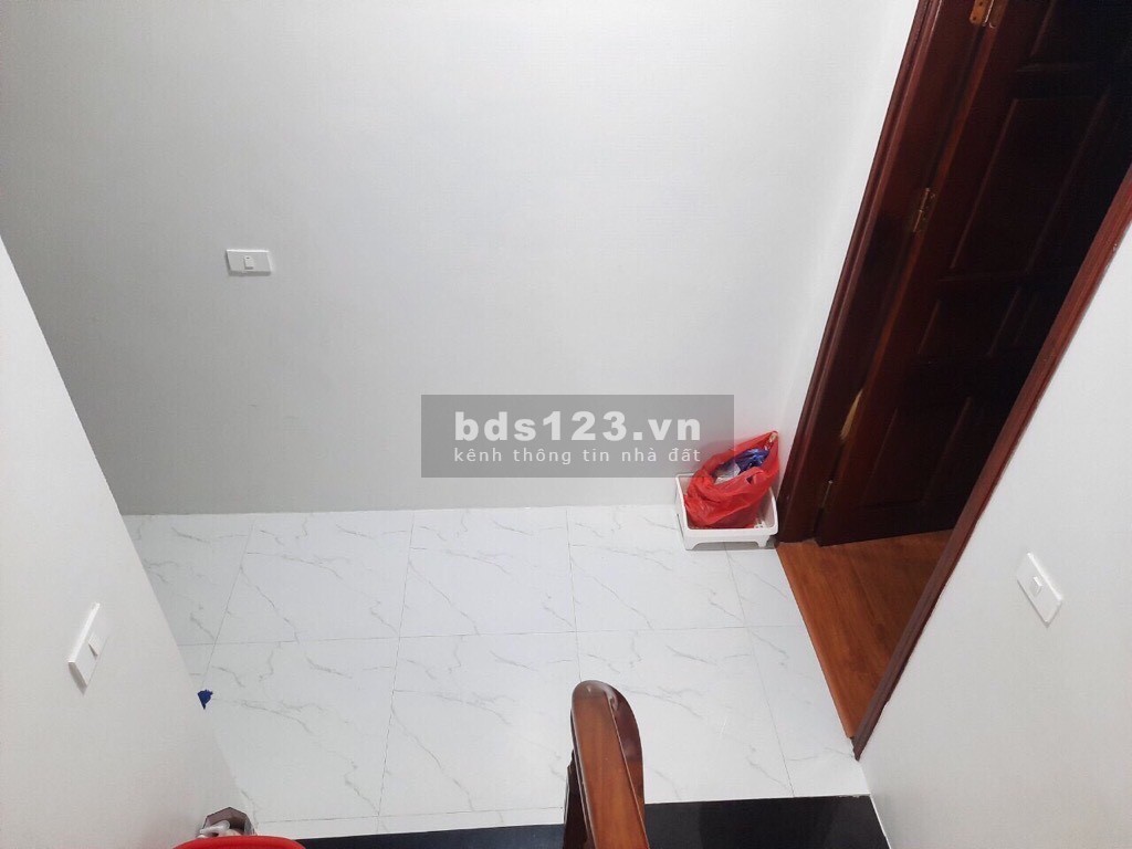 Bán nhà Tứ Liên, nhà dân xây còn siêu mới, 46m2, 6,25 tỷ