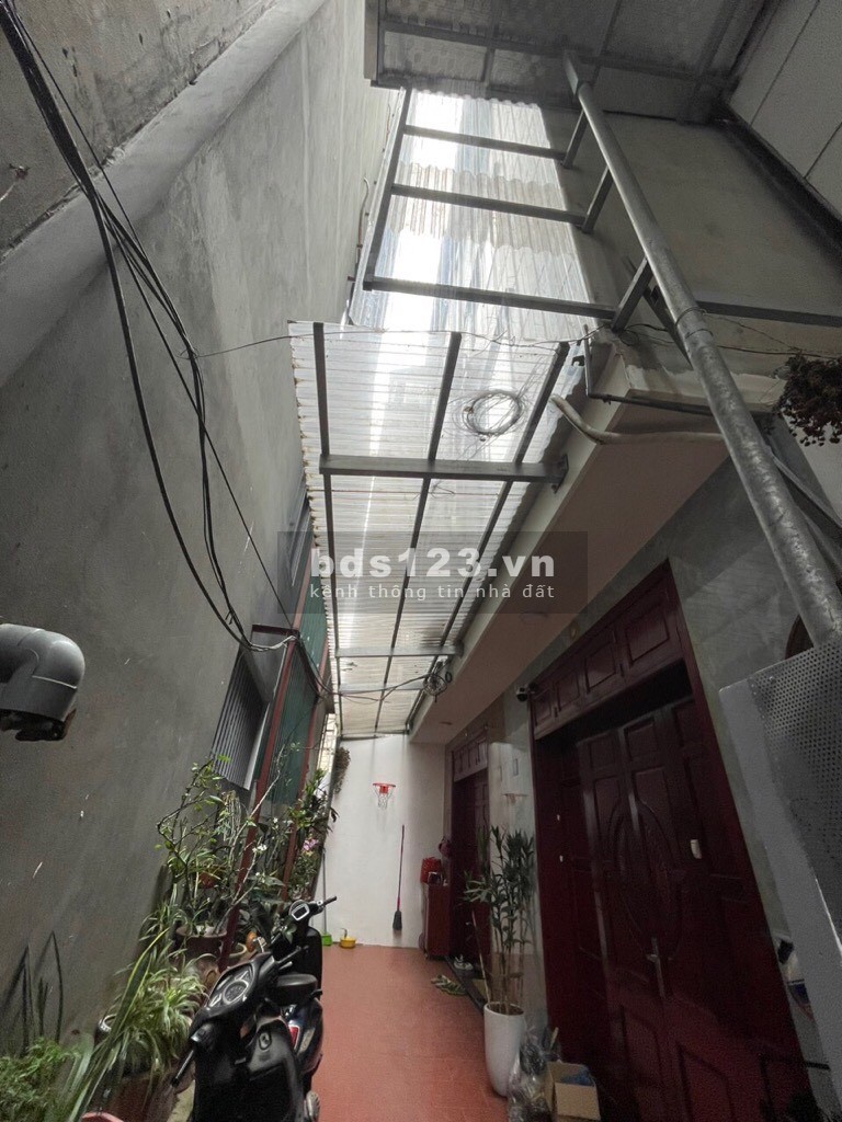 Bán nhà Tứ Liên, nhà dân xây còn siêu mới, 46m2, 6,25 tỷ